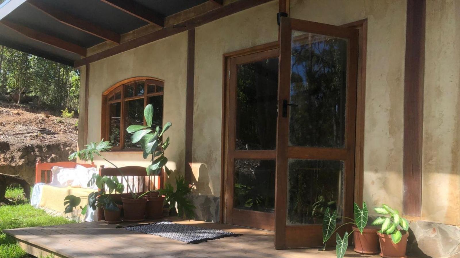 Home natural design light straw clay building